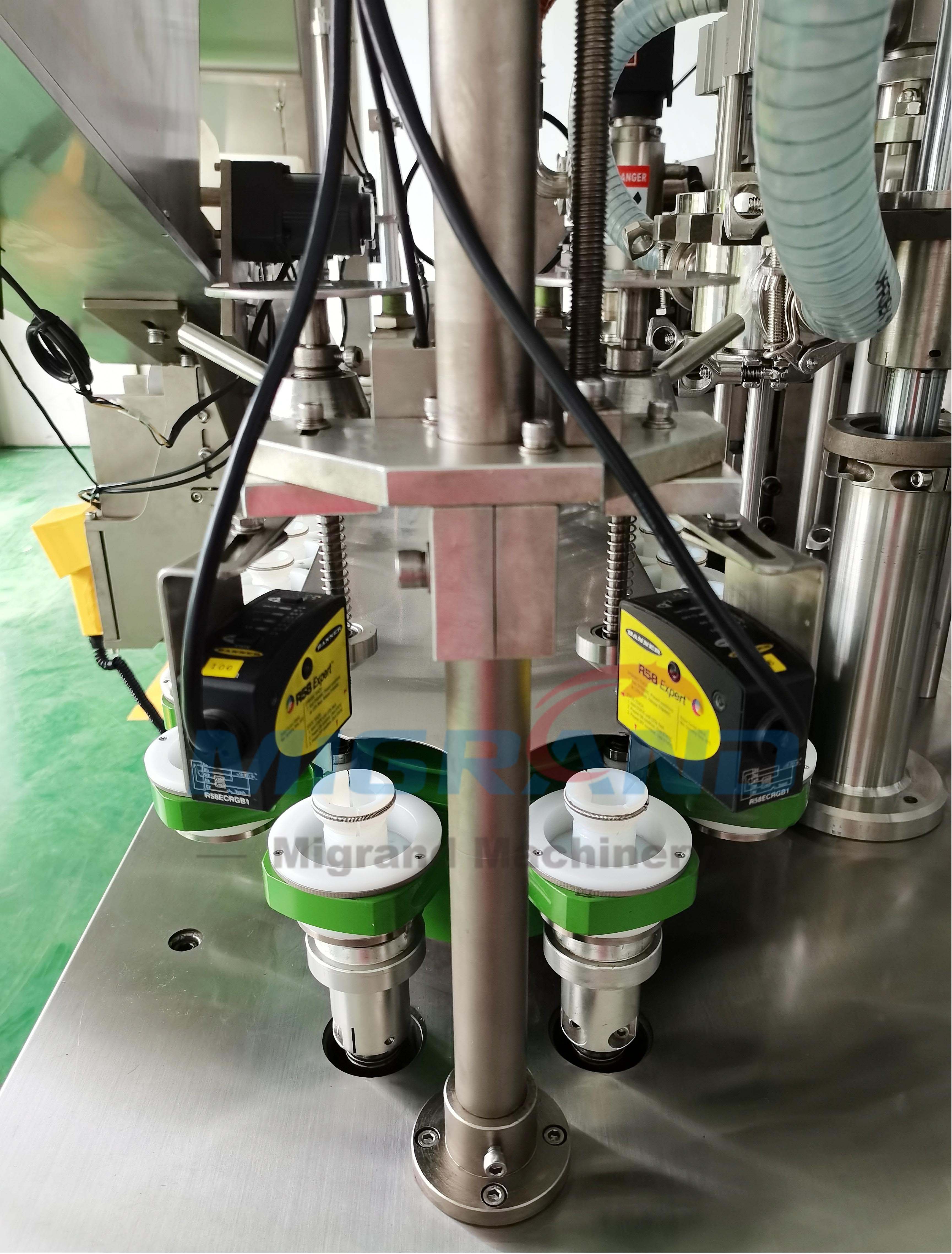 การติดตามเครื่องหมายตาสองชั้น-1