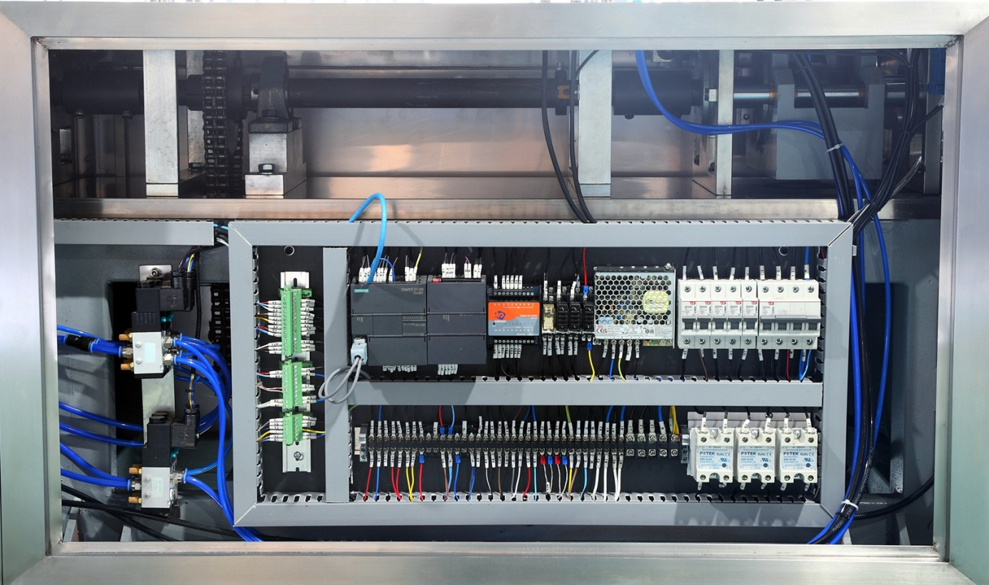 กล่องไฟฟ้า