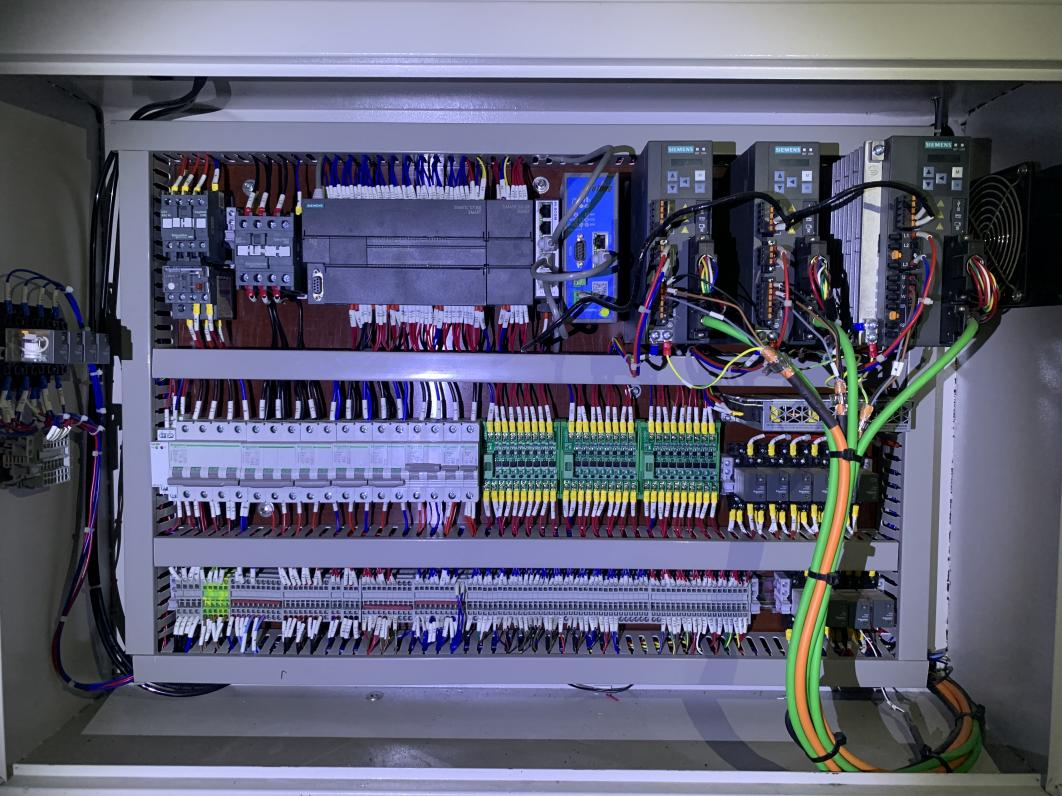 กล่องไฟฟ้า