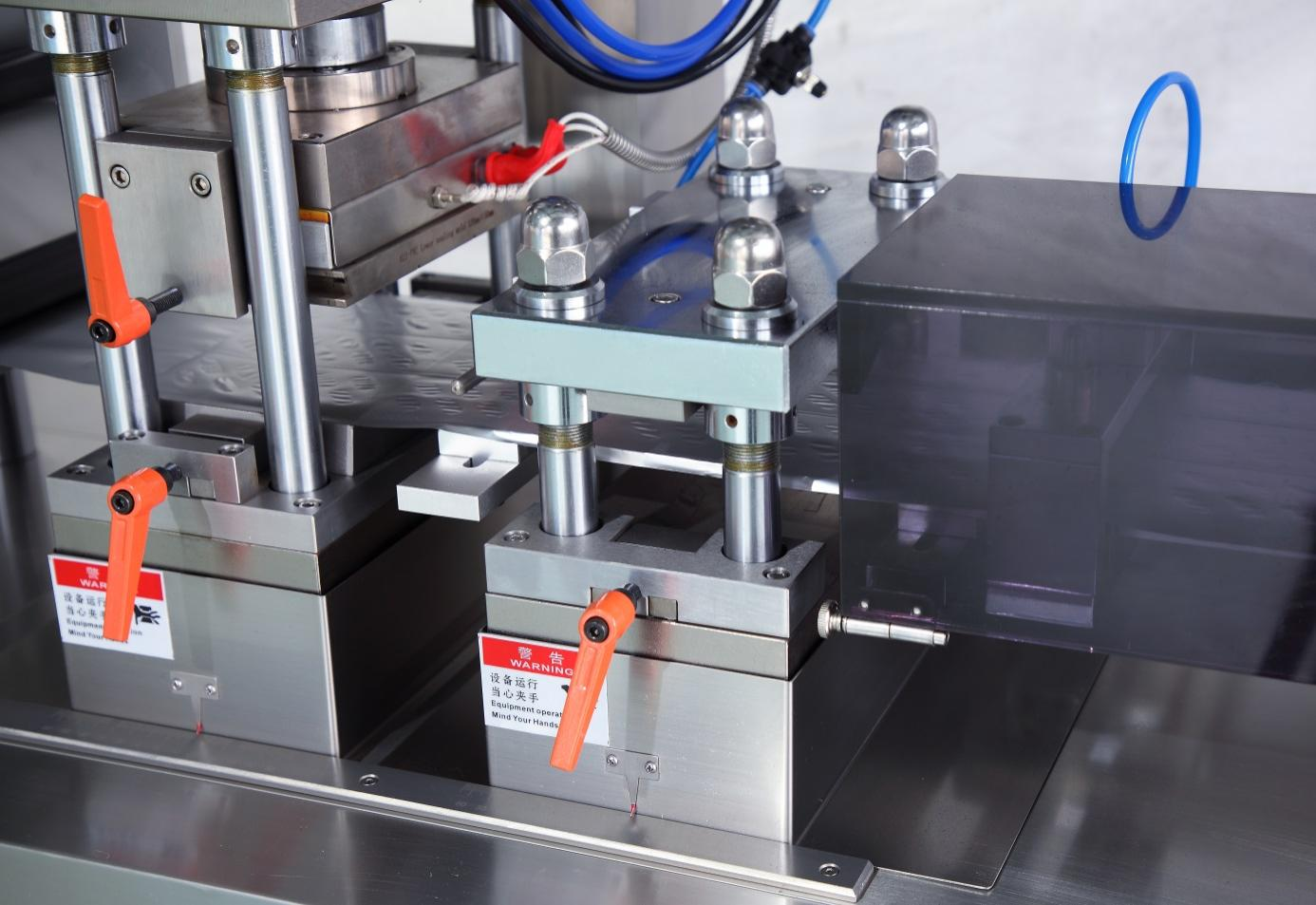 ปลดเร็วและติดตั้ง Heat Seal & Creasing Station